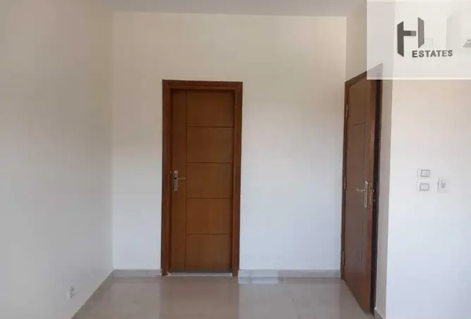120890436 - Property Image 3