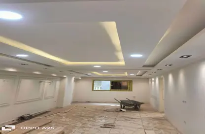 Apartment - 3 Bedrooms - 2 Bathrooms for sale in Al Lebeny Axis - El Mariouteya - Faisal - Hay El Haram - Giza