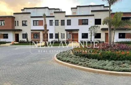 Townhouse - 4 Bedrooms - 5 Bathrooms for sale in Azzar 2 - 5th Settlement Compounds - The 5th Settlement - New Cairo City - Cairo