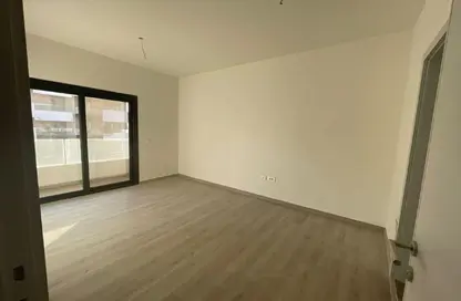 شقة - 2 غرف نوم - 2 حمامات للبيع في كمبوند البروج - كمبوندات الشروق - مدينة الشروق - القاهرة