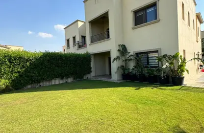 فيلا - 4 غرف نوم - 4 حمامات للايجار في ليفانا - اب تاون كايرو - المقطم - القاهرة