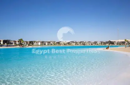 فيلا - 5 غرف نوم - 5 حمامات للبيع في سوان ليك الساحل الشمالي - قسم الضبعة - الساحل الشمالي