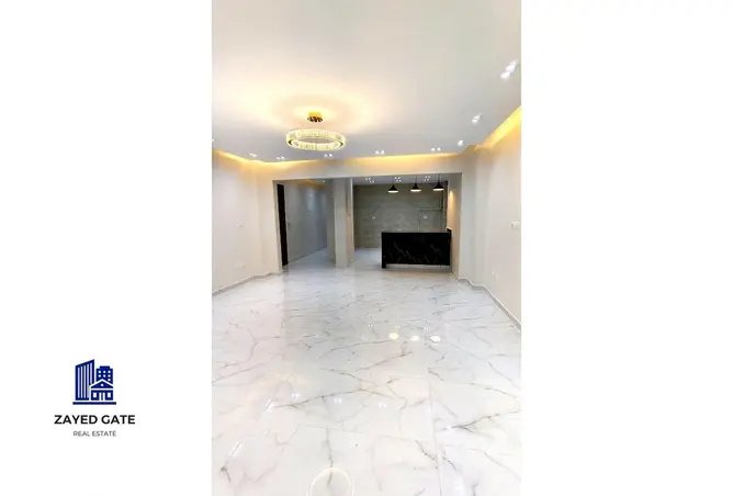 98274033 - Property Image 3
