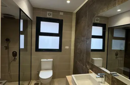 Apartment - 2 Bedrooms - 2 Bathrooms for rent in Village West - Sheikh Zayed Compounds - Sheikh Zayed City - Giza