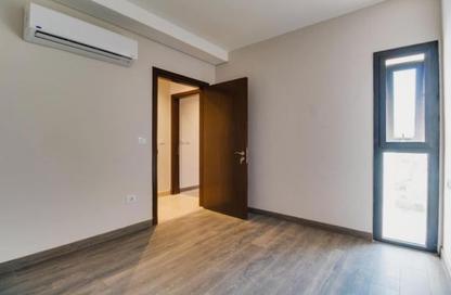 Apartment - 3 Bedrooms - 3 Bathrooms for sale in Park Side Residence - Zed Towers - Sheikh Zayed Compounds - Sheikh Zayed City - Giza