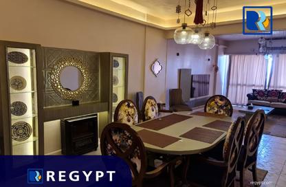 Apartment - 2 Bedrooms - 2 Bathrooms for rent in Mohamed Maraashly St. - Zamalek - Cairo