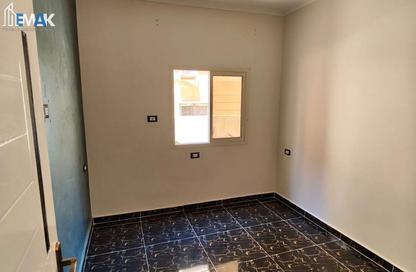 Apartment - 2 Bedrooms - 1 Bathroom for sale in Taha Hussein St. - 9th District - Obour City - Qalyubia