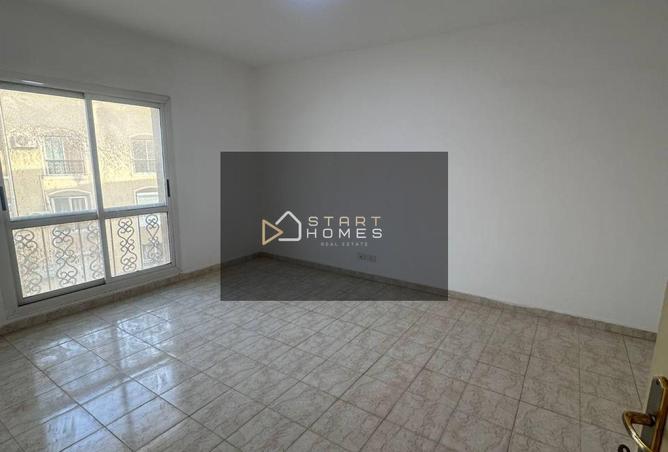 74039801 - Property Image 3