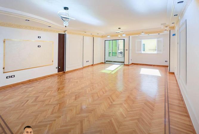 8719648 - Property Main Image