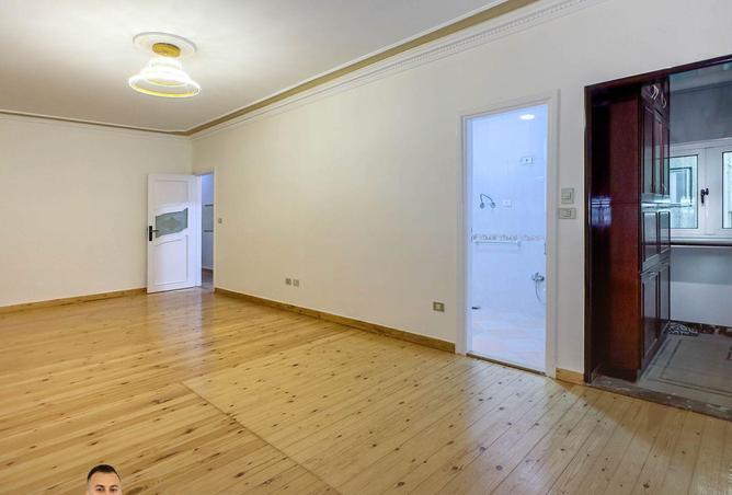 8719648 - Property Image 3