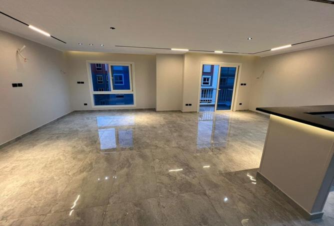 8422544 - Property Image 2