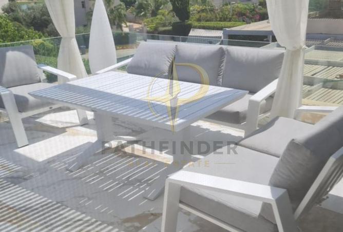 96862537 - Property Image 2