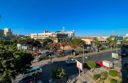 Office Space - Studio - 1 Bathroom for sale in Victor Ammanuel Square - Smouha - Hay Sharq - Alexandria