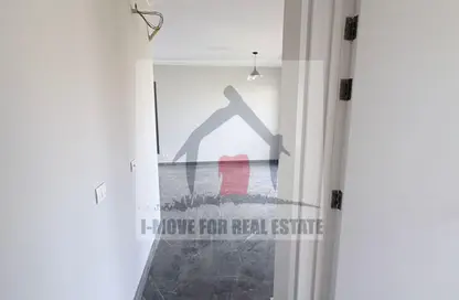 شقة - 3 غرف نوم - 3 حمامات للايجار في أو ويست - كمبوندات 6 أكتوبر - مدينة 6 أكتوبر - الجيزة