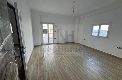 Duplex - 4 Bedrooms - 3 Bathrooms for rent in Al Shorouk Road - 1st Neighborhood - 8th District - Shorouk City - Cairo