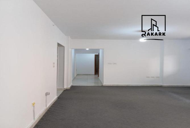 8589404 - Property Image 3