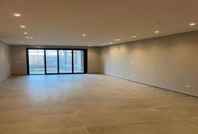 100928215 - Property Main Image