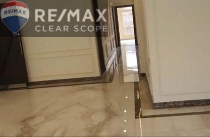 Apartment - 3 Bedrooms - 2 Bathrooms for sale in Stone Residence - 5th Settlement Compounds - The 5th Settlement - New Cairo City - Cairo Apartment - 3 Bedrooms - 2 Bathrooms for sale in Stone Residence - 5th Settlement Compounds - The 5th Settlement - New Cairo City - Cairo
