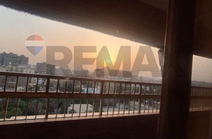Apartment - 5 Bedrooms - 4 Bathrooms for sale in Ahmed Heshmat St. - Zamalek - Cairo Apartment - 5 Bedrooms - 4 Bathrooms for sale in Ahmed Heshmat St. - Zamalek - Cairo