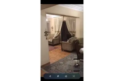 شقة - 2 غرف نوم - 1 حمام للبيع في شارع زكريا عثمان - المنطقة الثامنة - مدينة نصر - القاهرة