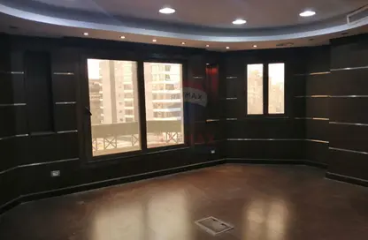 Whole Building - Studio - 6 Bathrooms for sale in Al Thawra St. - El Korba - Heliopolis - Masr El Gedida - Cairo