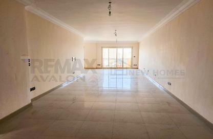 Apartment - 3 Bedrooms - 3 Bathrooms for sale in Kafr Abdo - Roushdy - Hay Sharq - Alexandria