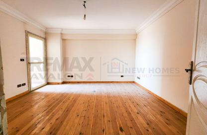 Apartment - 3 Bedrooms - 3 Bathrooms for sale in Kafr Abdo - Roushdy - Hay Sharq - Alexandria