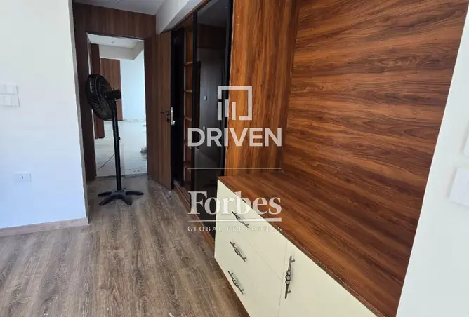 114621956 - Property Image 3