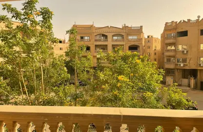 Apartment - 3 Bedrooms - 2 Bathrooms for sale in Al Mostathmir El Saghir - 10th District - Sheikh Zayed City - Giza