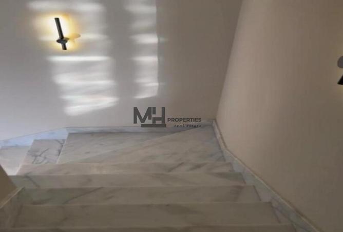 71904467 - Property Image 2