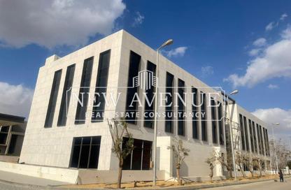 Office Space - 1 Bedroom - 2 Bathrooms for rent in The Waterway View - 90 Street - The 5th Settlement - New Cairo City - Cairo