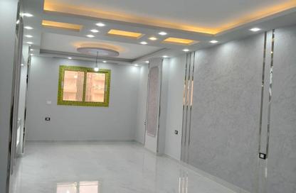 Apartment - 2 Bedrooms - 2 Bathrooms for sale in Gate 4 - Mena - Hadayek El Ahram - Giza