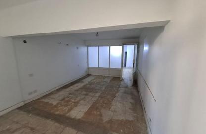 Clinic - Studio - 2 Bathrooms for sale in El Khalifa El Maamoun St. - Roxy - Heliopolis - Masr El Gedida - Cairo