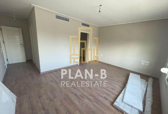 53728268 - صورة العقار 2