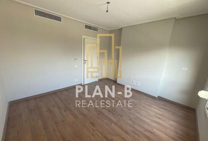 53728268 - صورة العقار 3