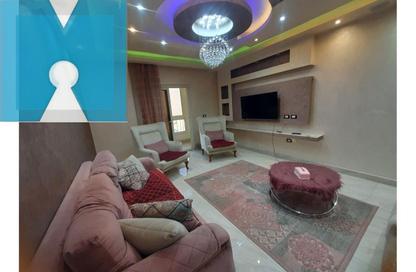 Apartment - 2 Bedrooms - 2 Bathrooms for sale in Hadayek Al Mohandessin - 4th District - Sheikh Zayed City - Giza