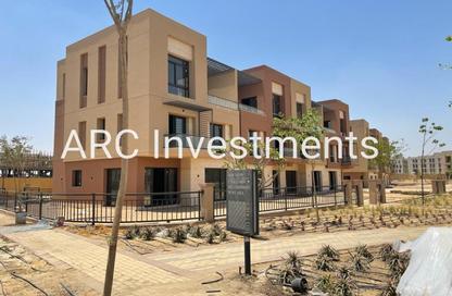 Townhouse - 5 Bedrooms - 4 Bathrooms for sale in District 5 - 5th Settlement Compounds - The 5th Settlement - New Cairo City - Cairo
