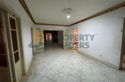 شقة - 4 - 2 للبيع في شارع أحمد عرابي - المهندسين - الجيزة شقة - 4 - 2 للبيع في شارع أحمد عرابي - المهندسين - الجيزة