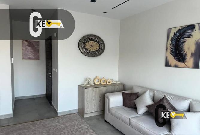 87207701 - Property Image 2