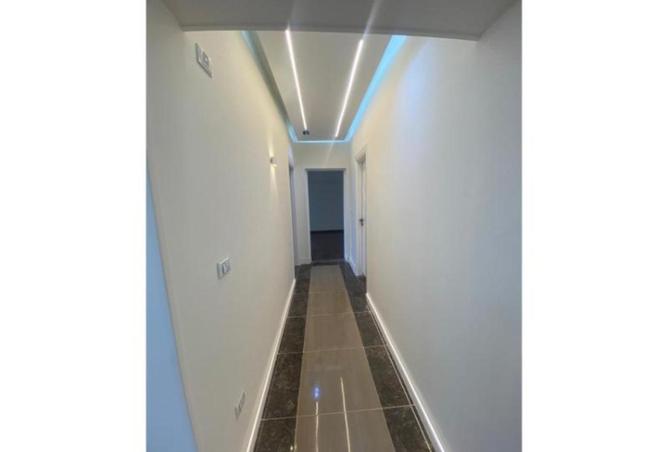 8575706 - Property Image 3