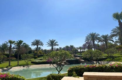 Villa - 5 Bedrooms - 5 Bathrooms for sale in Seasons Residence - Ext North Inves Area - New Cairo City - Cairo