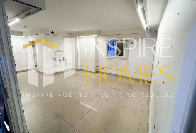 121657407 - Property Image 3