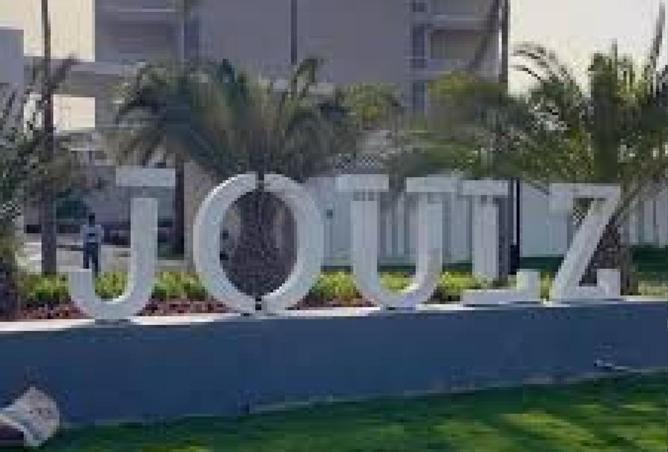 70102556 - صورة العقار 2