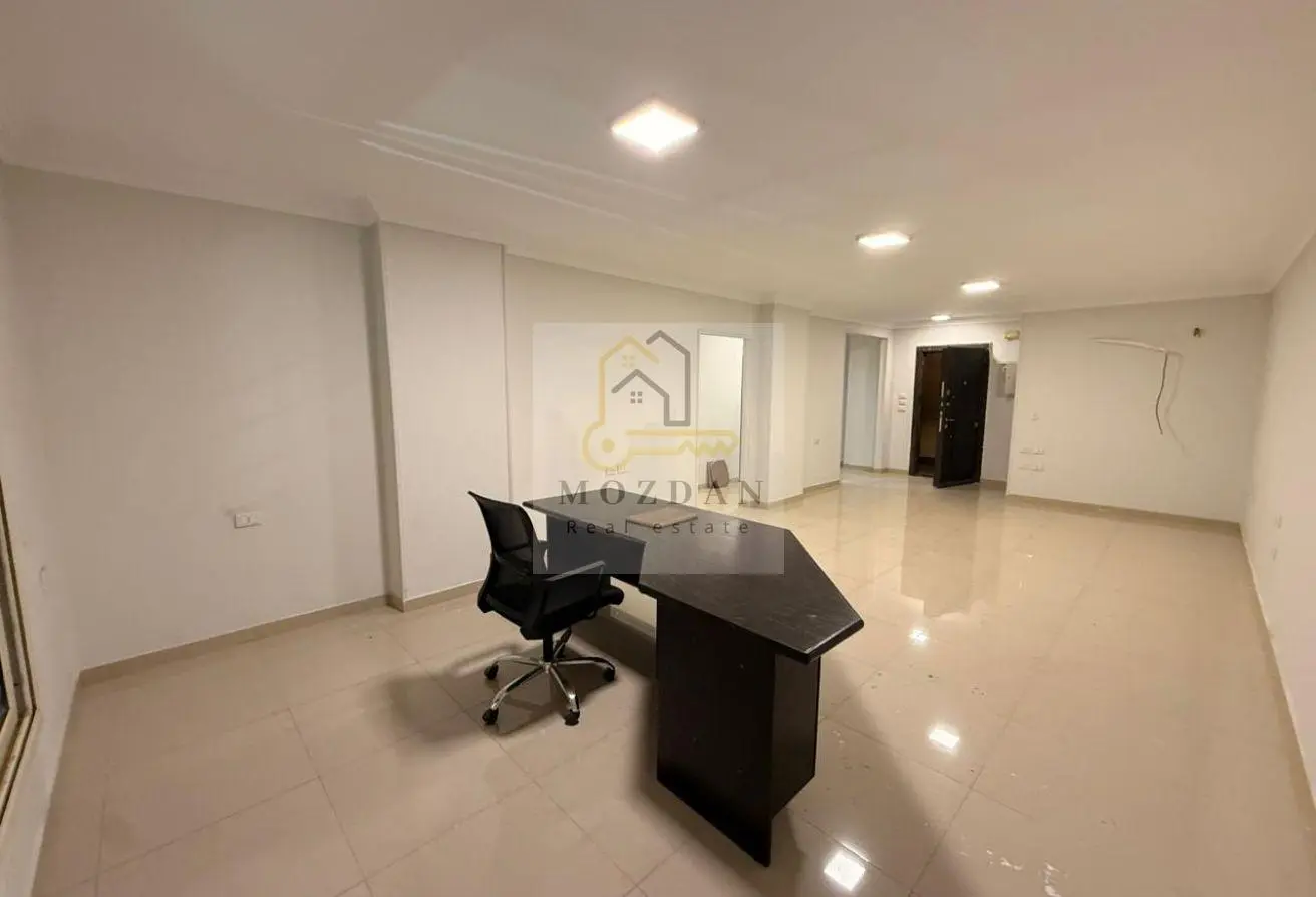 99811750 - Property Main Image