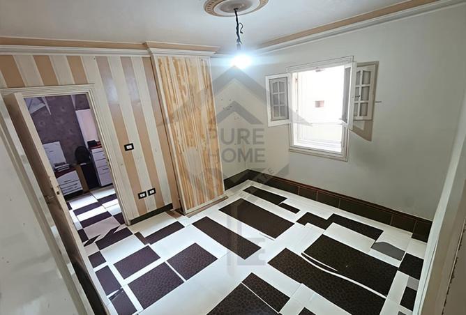 74027807 - Property Image 2