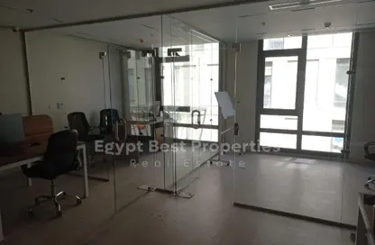 مساحات مكتبية - استوديو - 2 حمامات للايجار في ديستريكت 5 - كمبوندات التجمع الخامس - التجمع الخامس - مدينة القاهرة الجديدة - القاهرة
