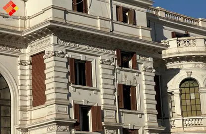 بناية كاملة - 8 غرف نوم - 8 حمامات للبيع في شارع احمد راغب - جاردن سيتي - القاهرة