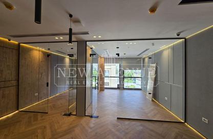 Office Space - Studio - 1 Bathroom for sale in Mivida - 5th Settlement Compounds - The 5th Settlement - New Cairo City - Cairo Office Space - Studio - 1 Bathroom for sale in Mivida - 5th Settlement Compounds - The 5th Settlement - New Cairo City - Cairo