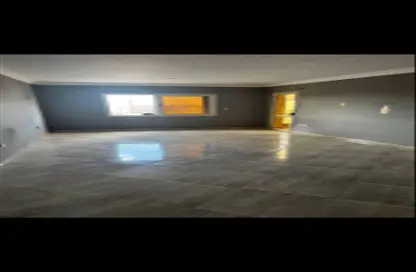 شقة - 3 غرف نوم - 2 حمامات للايجار في حى القرنفل - التجمع الخامس - مدينة القاهرة الجديدة - القاهرة