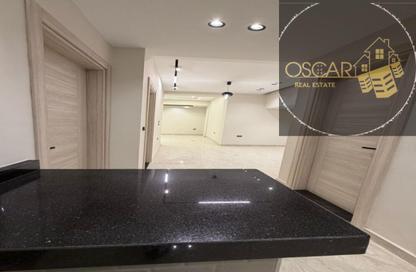 Apartment - 3 Bedrooms - 1 Bathroom for sale in Al Abbasiya Square - Abbasia - Cairo